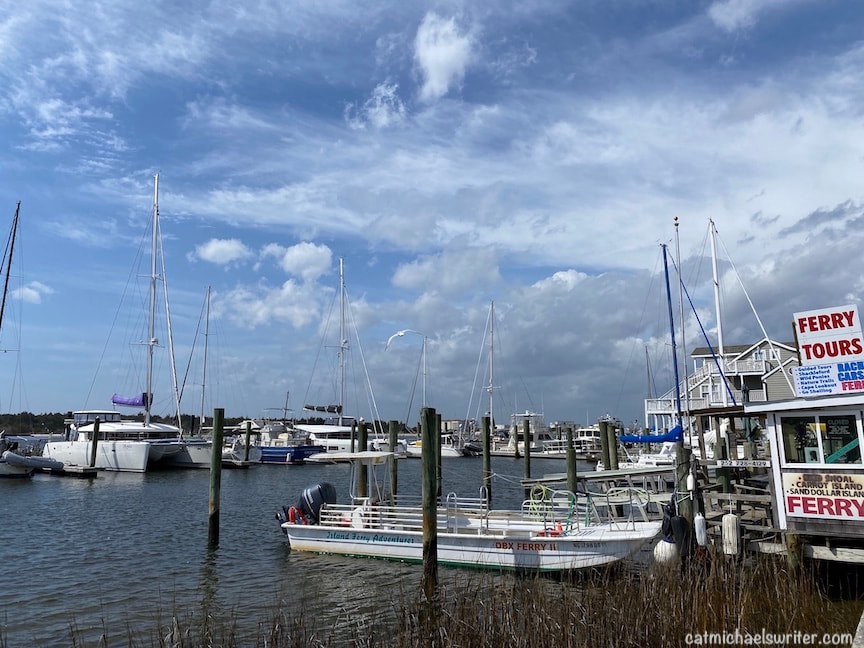 Get Your Beaufort straight before you visit this historic North Carolina seaside town ~ catmichaelswriter.com